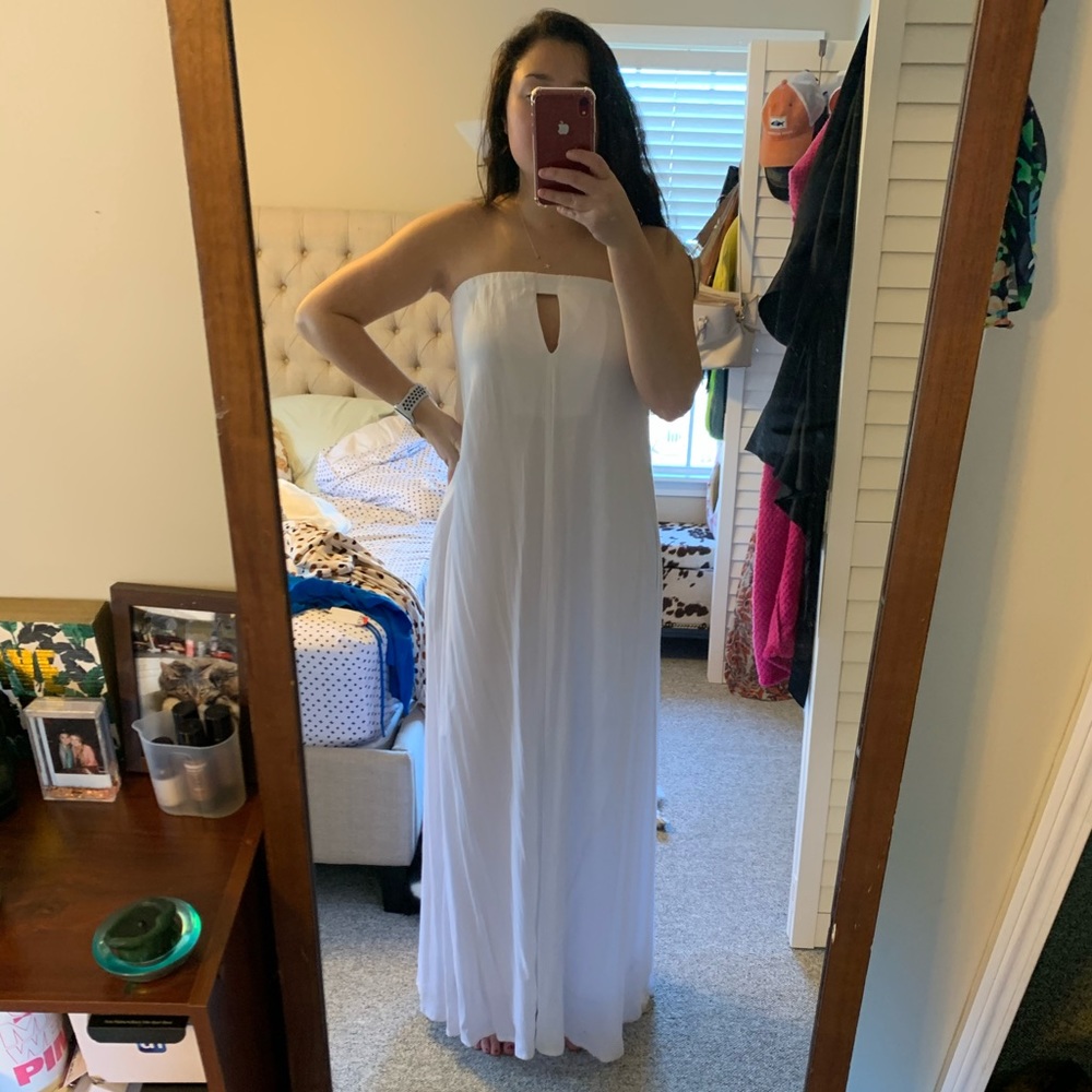 White Long Revolve Dress